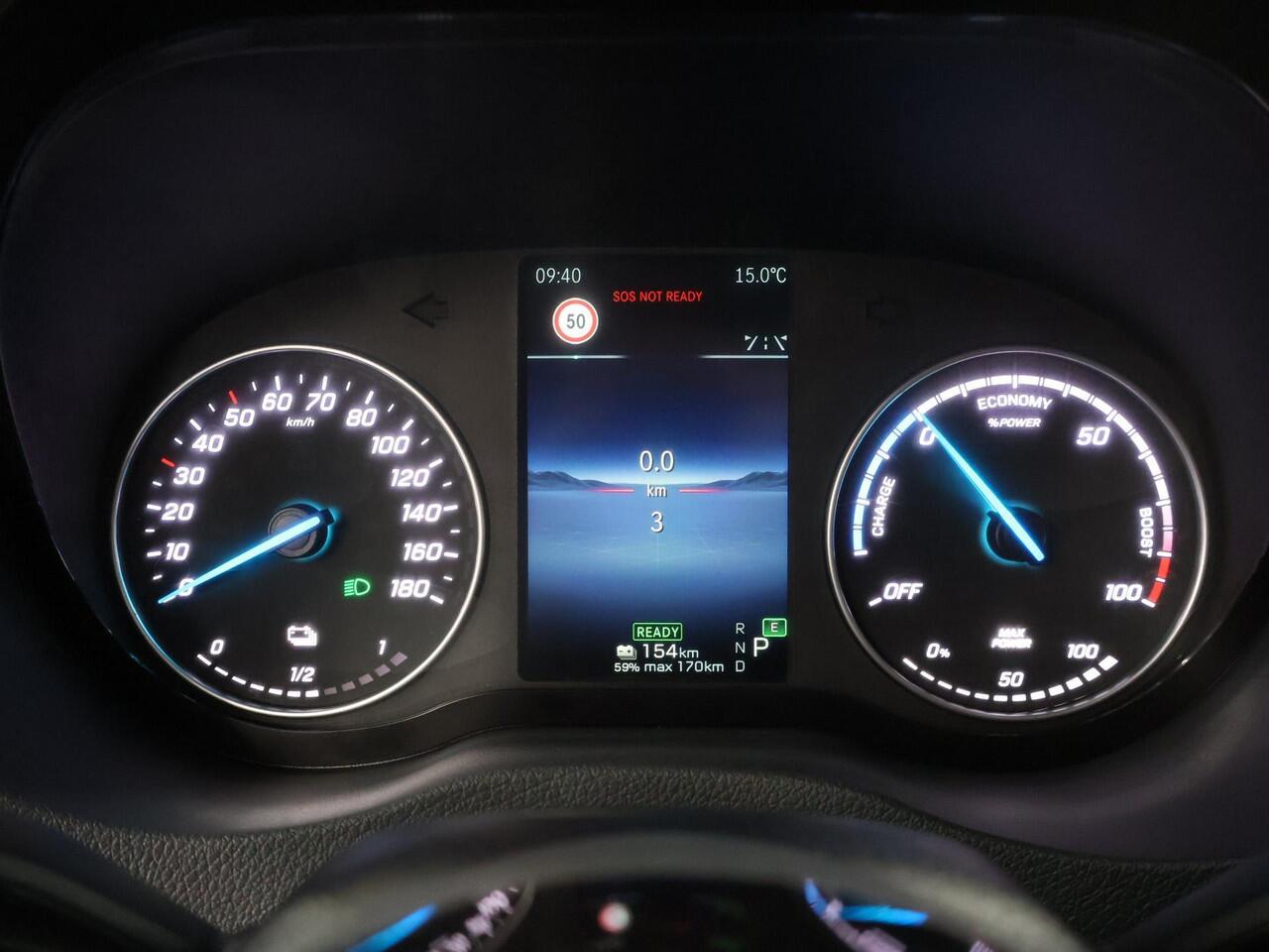 Mercedes-Benz eSprinter 314 L2 H2 RWD PRO 81kWh | Comfortbestuurdersstoel | Trekhaak | Smartphone integratie pakket | 115 kW Snelladen | Achteruitrijcamera |