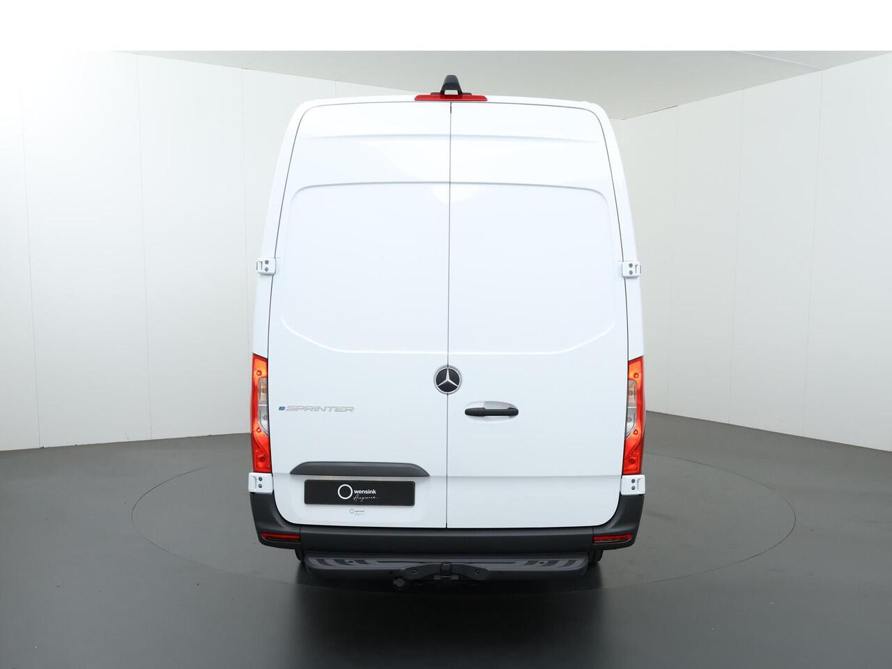 Mercedes-Benz eSprinter 414 L3 H2 PRO 113 kWh | Actieradius tot 445 km | 4 ton GVW 4250 kg | 100% Elektrisch | Achteruitrijcamera | Trekhaak | Stoelverwarming | Cruise Controle |