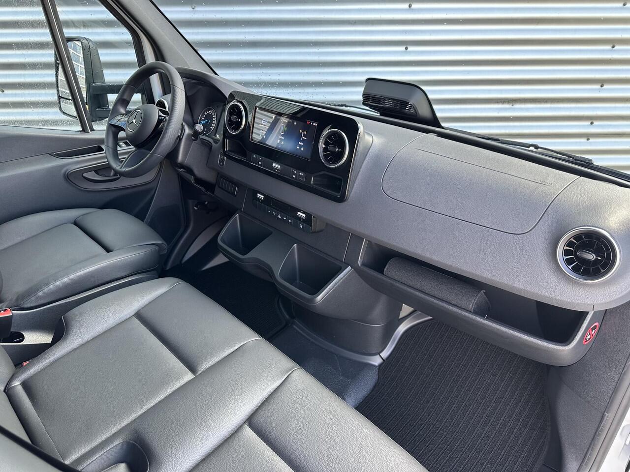 Mercedes-Benz eSprinter 81kWh Geisoleerde Bakwagen 4250kg GVW 212km Actieradius