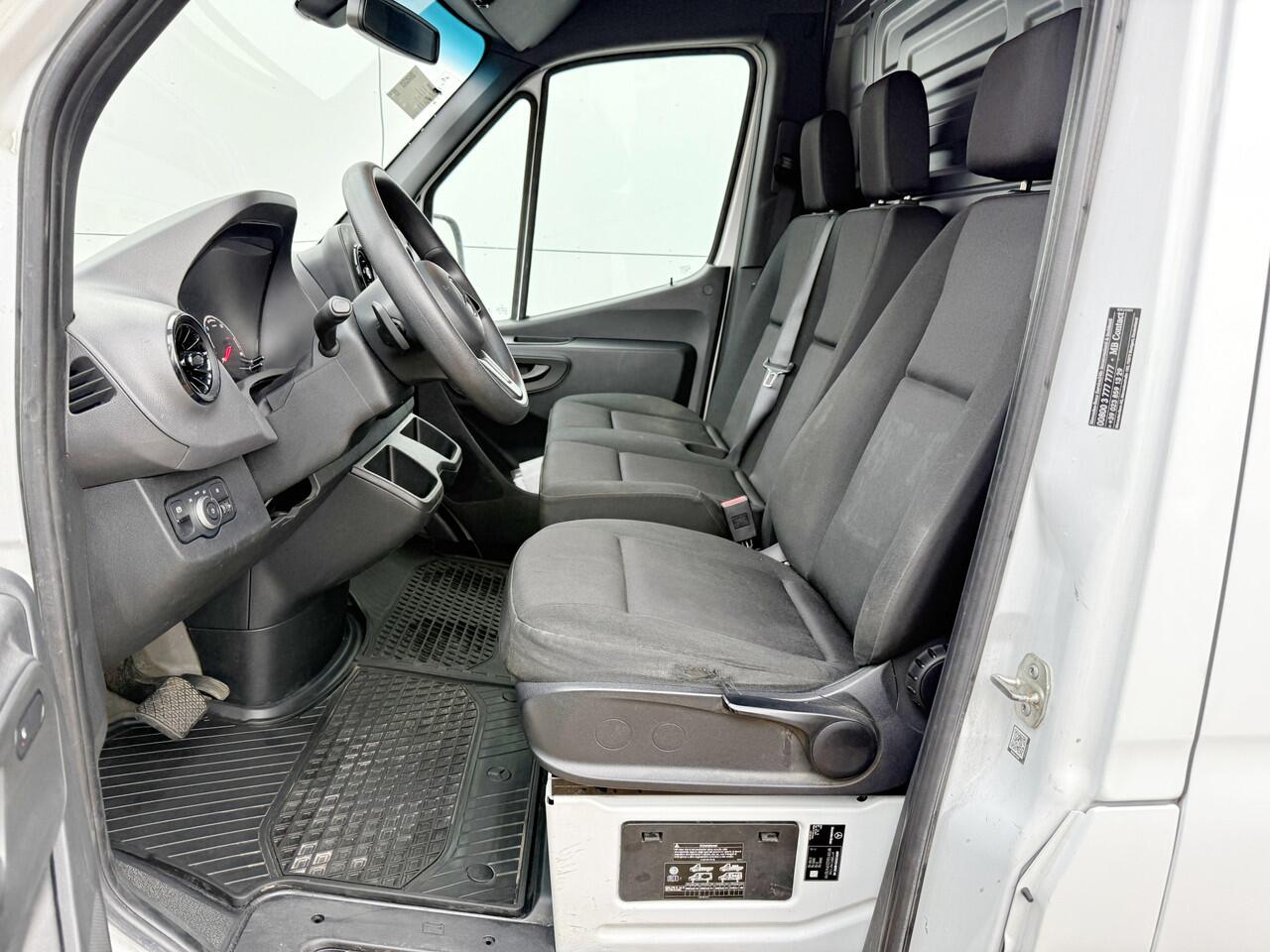 Mercedes-Benz eSprinter 312 L2H2 100% Elektrisch 93.8% (SOH) 55kWh 168km WLTP 80kw Snelladen Climate Control Camera Stoelverwarming Laadkabel