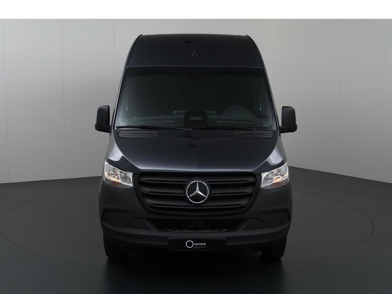 Mercedes-Benz eSprinter 314 L2 H2 RWD PRO 81kWh | Comfortbestuurdersstoel | Trekhaak | Smartphone integratie pakket | 115 kW Snelladen | Achteruitrijcamera | Standkachel |
