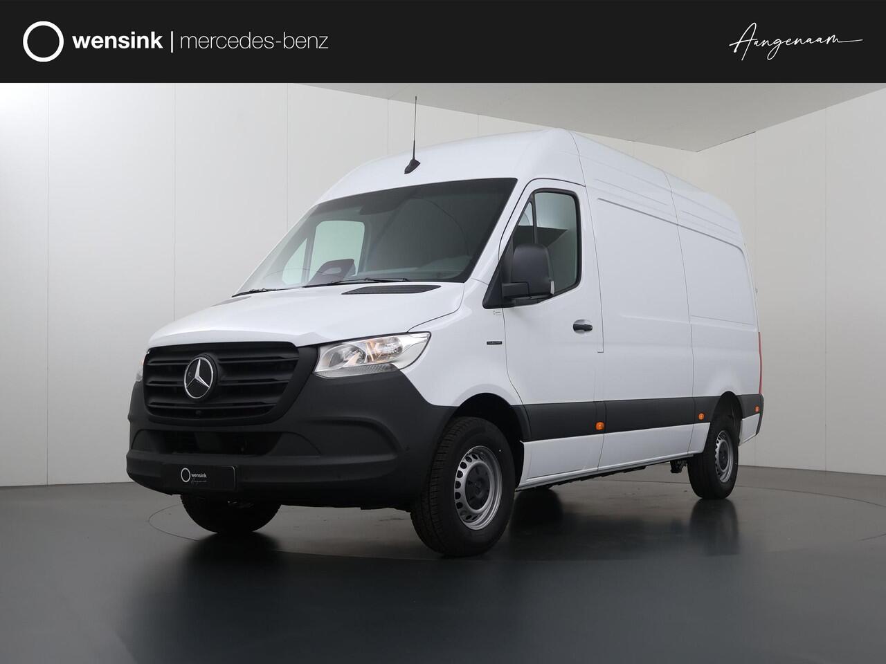 Mercedes-Benz eSprinter 414 L2 H2 RWD PRO 81kWh | Trekhaak | Smartphone integratie pakket | 115 kW Snelladen | Achteruitrijcamera | Standkachel | Stoelverwarming |