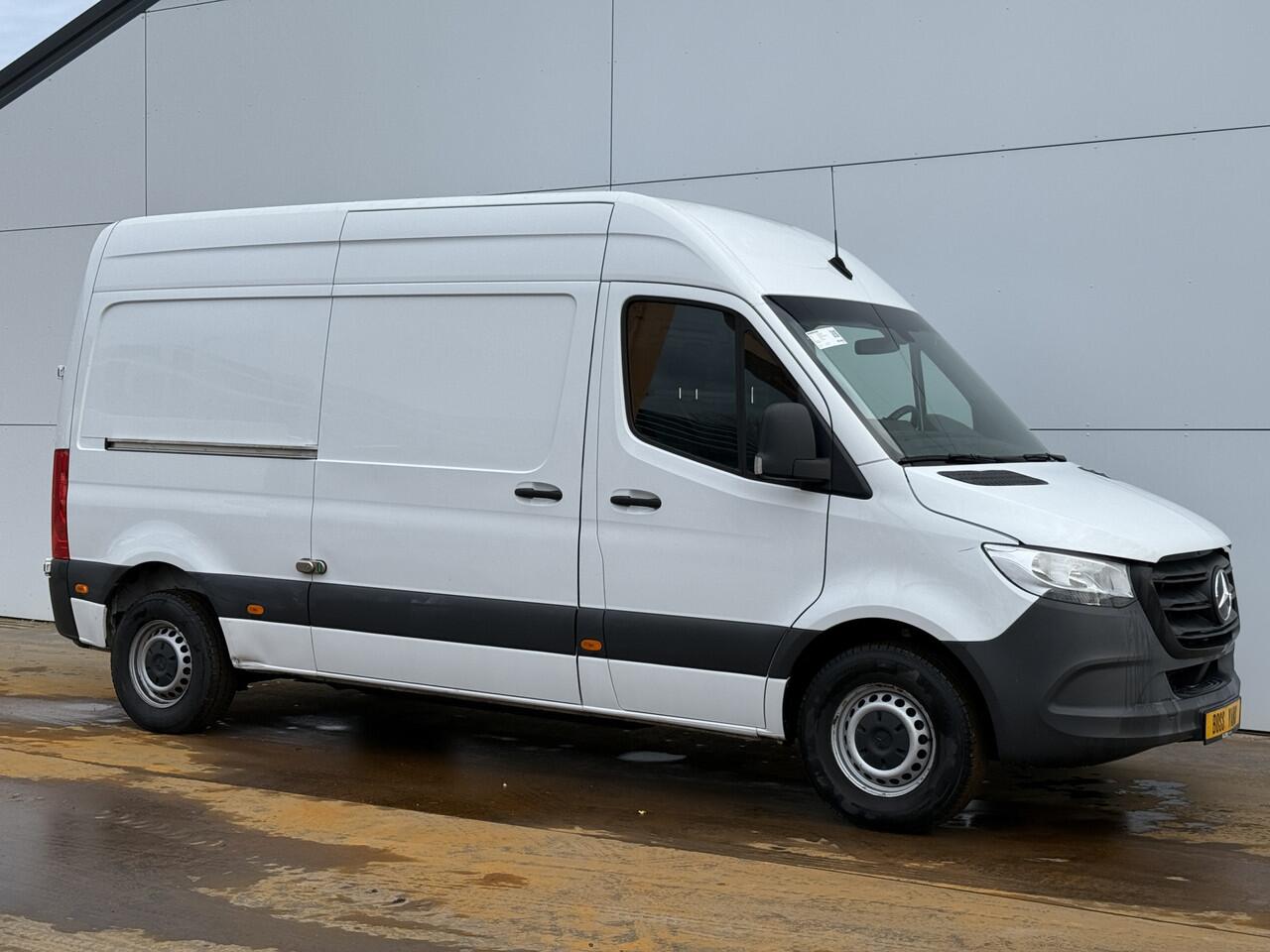 Mercedes-Benz eSprinter 312 L2H2 100% Elektrisch 93.8% (SOH) 55kWh 168km WLTP 80kw Snelladen Climate Control Camera Stoelverwarming Laadkabel