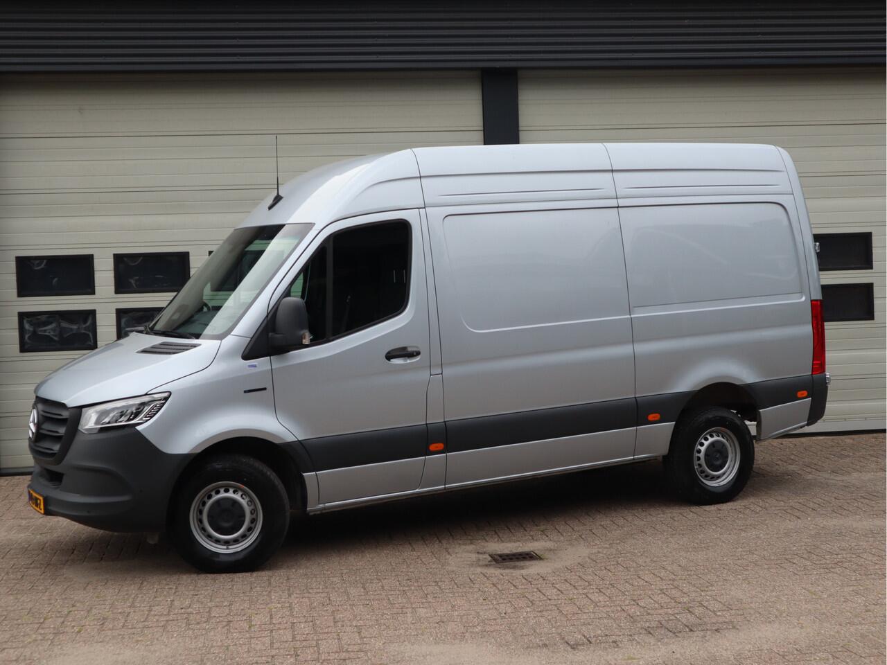 Mercedes-Benz eSprinter 314 RWD L2H2 WLPT 181 km - New Model - Snel laden - LED - Vol Opties