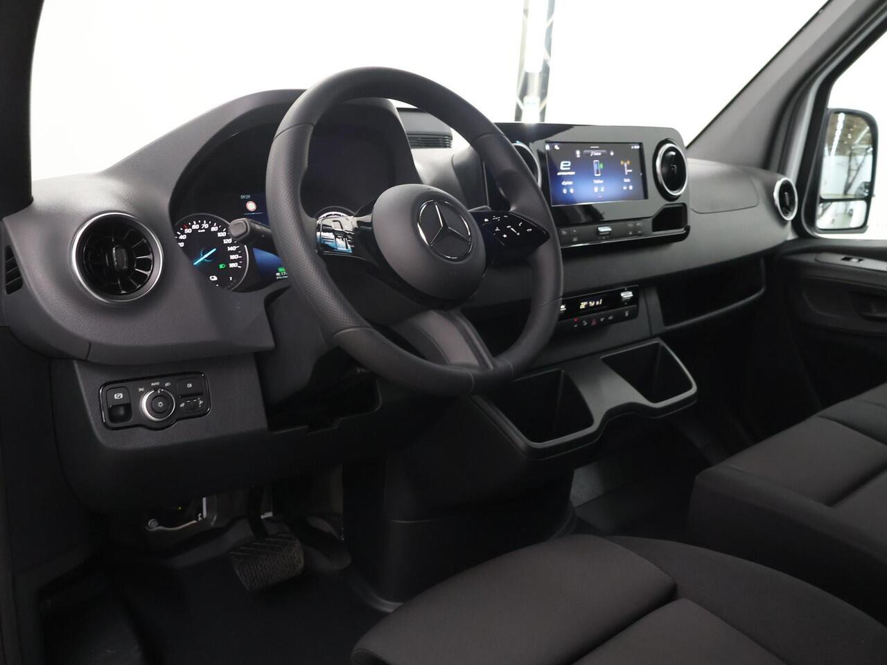 Mercedes-Benz eSprinter 314 L2 H2 RWD PRO 81 kWh | Trekhaak | Parkeerpakket met achteruitrijcamera | Smartphone integratie pakket |