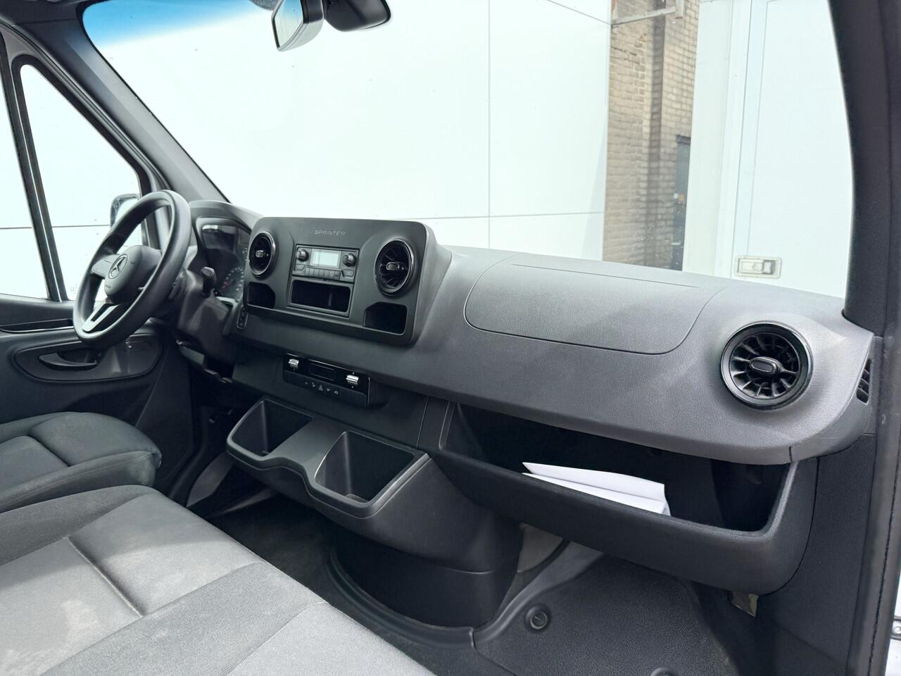 Mercedes-Benz eSprinter 312 - Binnenkort verwacht! ALL-IN PRIJS L2H2 55kWh 168km WLTP 80kw Snelladen Climate Control Camera Stoelverwarming