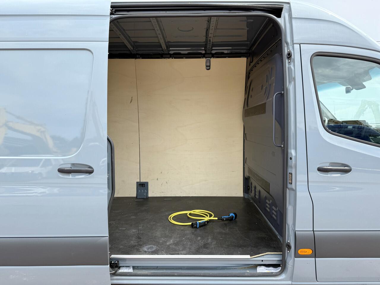 Mercedes-Benz eSprinter 312 ALL-IN PRIJS L2H2 Elektrisch 41kWh 135km WLTP Climate Control Camera Stoelverwarming