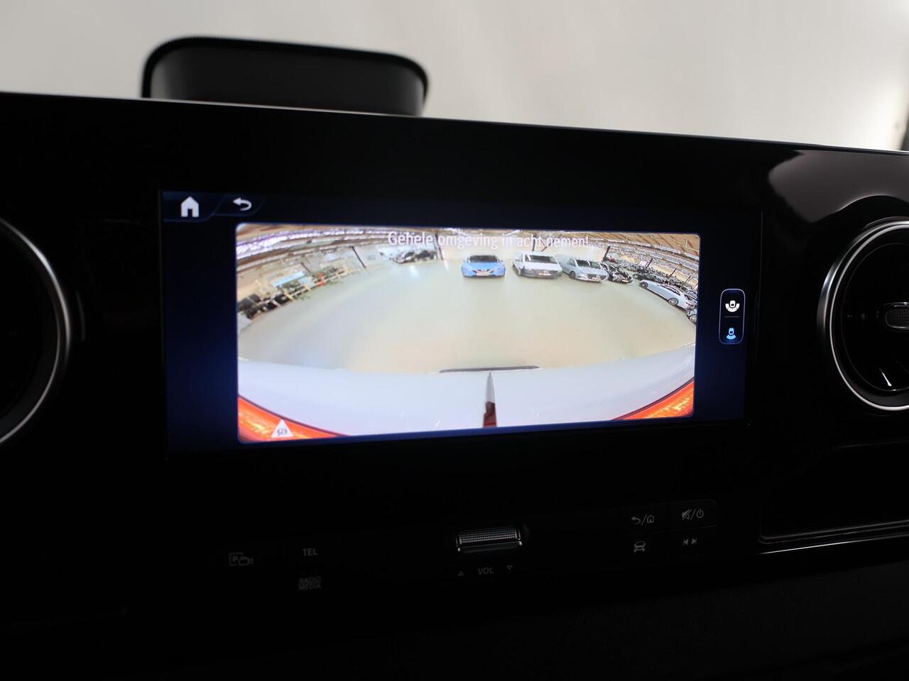 Mercedes-Benz eSprinter 414 L3 H2 Pro 81kWh | 4250 GVW | 270° Deuren | Comfortbestuurdersstoel | Smartphone integratie pakket | DC 115 kWh Snelladen |