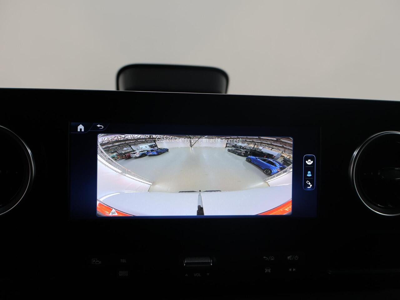 Mercedes-Benz eSprinter 414 L2 H2 RWD PRO 81kWh | TREKHAAK | STOELVERWARMING | CARPLAY / ANDROID AUTO | STANDKACHEL | OPSTAP TOT ACHTERDEUREN | DODEHOEKDETECTIE | 3-ZITS | 115 KW SNELLADEN | ACHTERUITRIJCAMERA