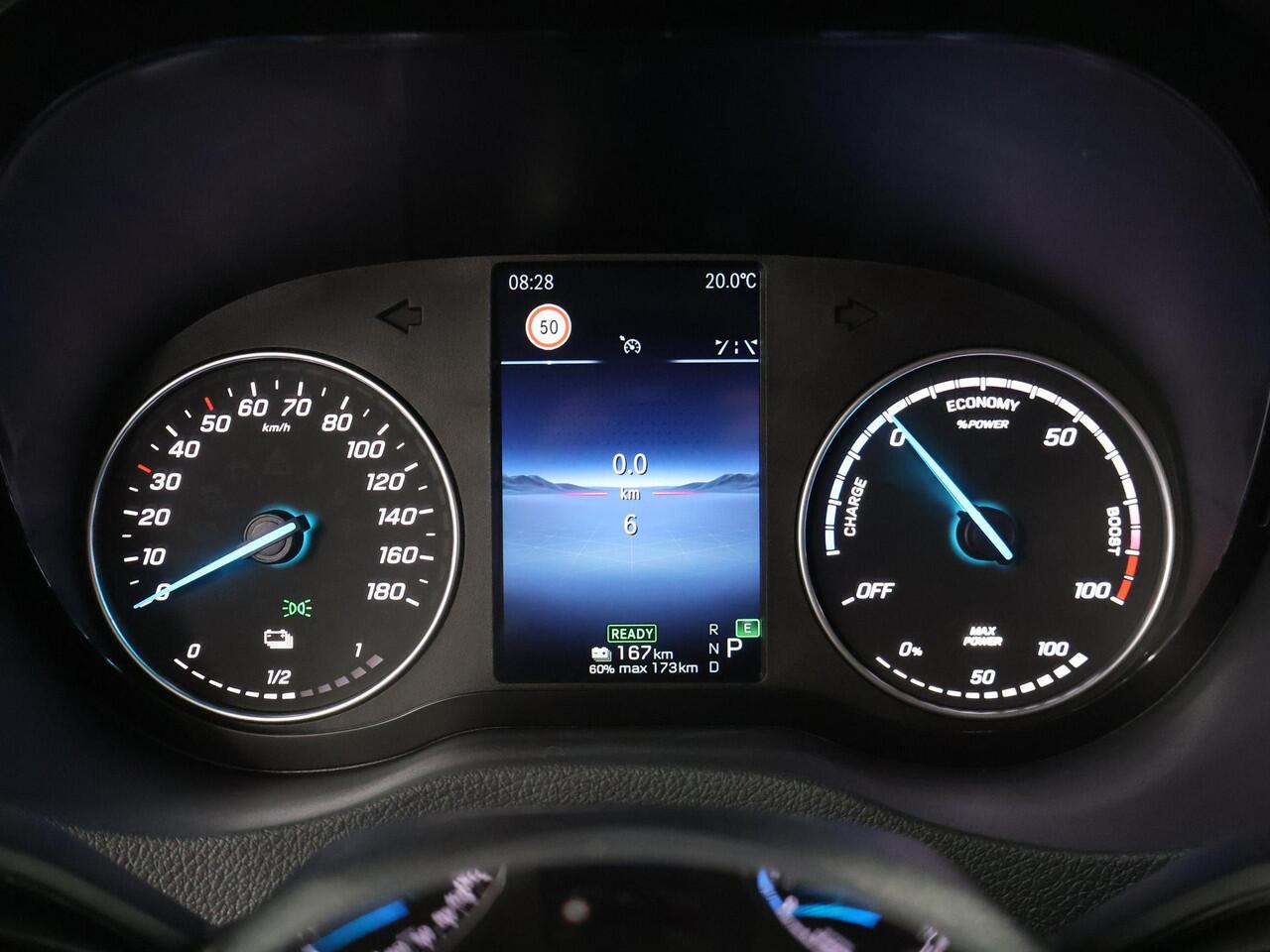 Mercedes-Benz eSprinter 314 L2 H2 PRO | 56 kWh | 100% elektrisch | 2000kg Trekhaak | 115Kw/u DC Snelladen | Smartphone integratie pakket | Carplay | Camera |