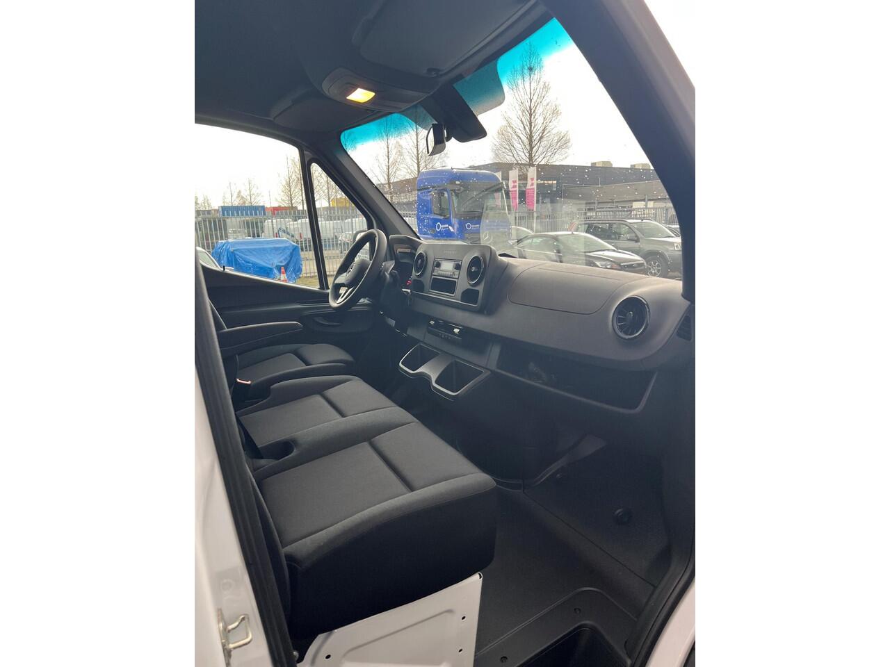 Mercedes-Benz eSprinter eSprinter L2H2 55 kWh