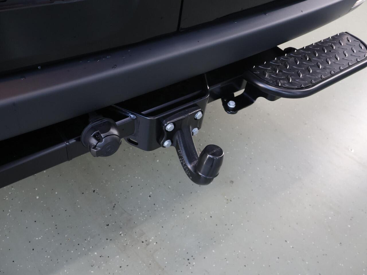 Mercedes-Benz eSprinter 314 L2 H2 PRO | 81 kWh | 100% elektrisch | 2000kg Trekhaak | 115Kw/u DC Snelladen | Smartphone integratie pakket | Carplay | Camera | Comfort bestuurdersstoel |