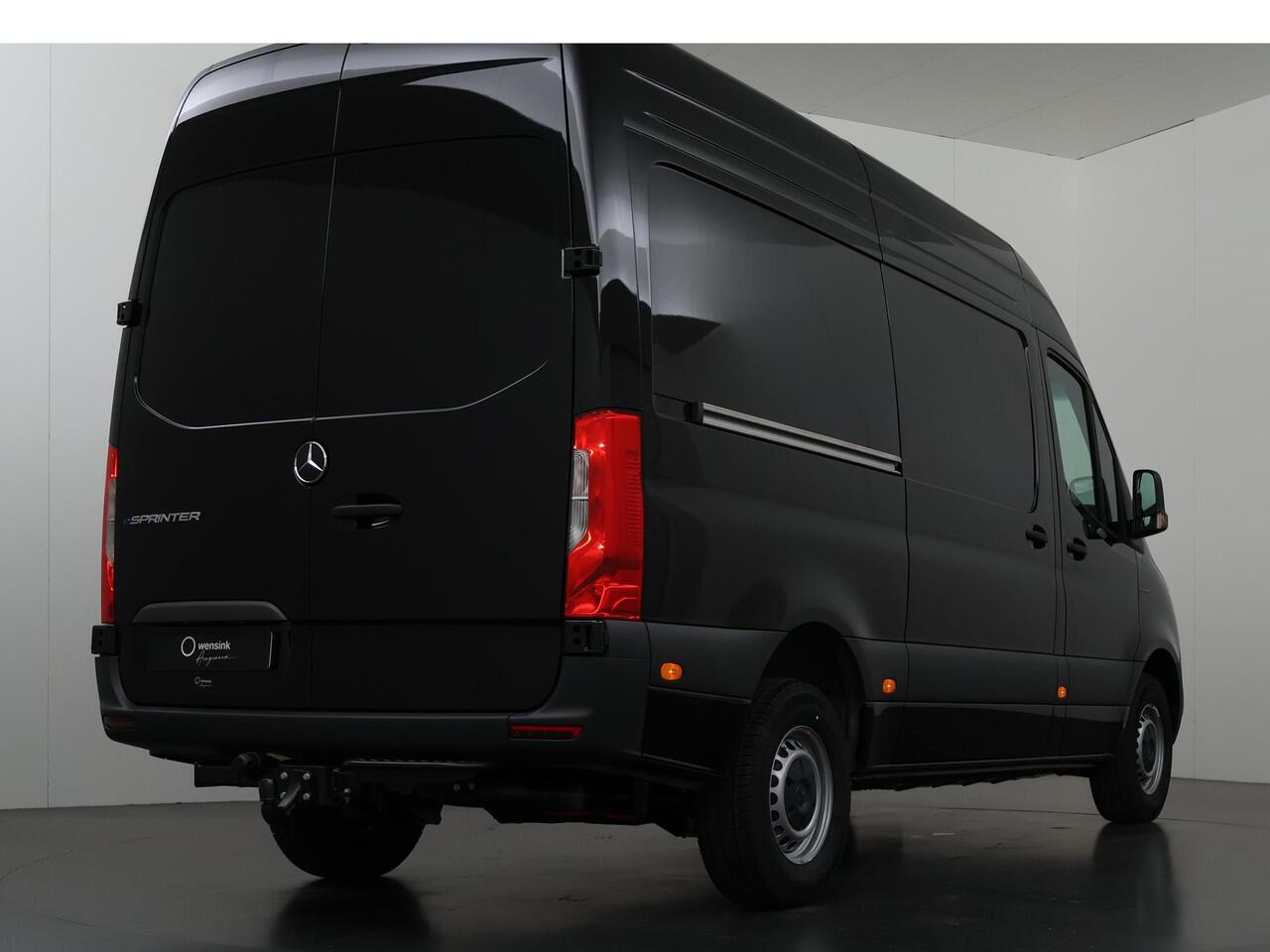 Mercedes-Benz eSprinter 314 L2 Pro 81kWh 100% elektrisch | 2000kg Trekhaak | 115Kw/u DC Snelladen | Smartphone integratie pakket | Carplay | Camera | Comfort bestuurdersstoel |