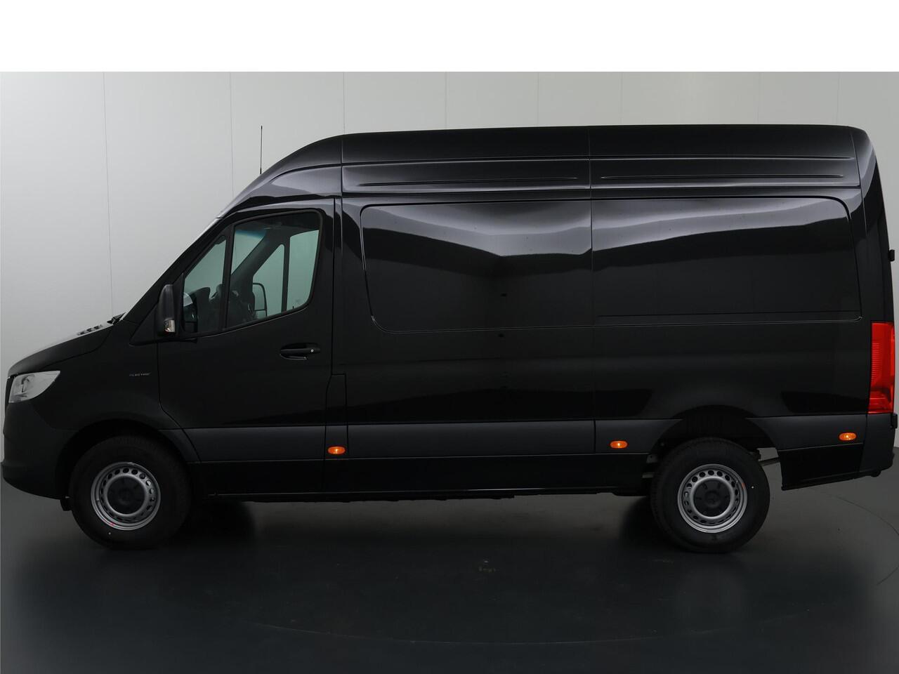 Mercedes-Benz eSprinter 414 GB L2 H2 PRO | 81 kWh | 4250 GVW | 2000 KG Trekhaak | Cruise-Controle | MBUX | Achteruitrijcamera | DC laden 115 kW | Smartphone integratie pakket |