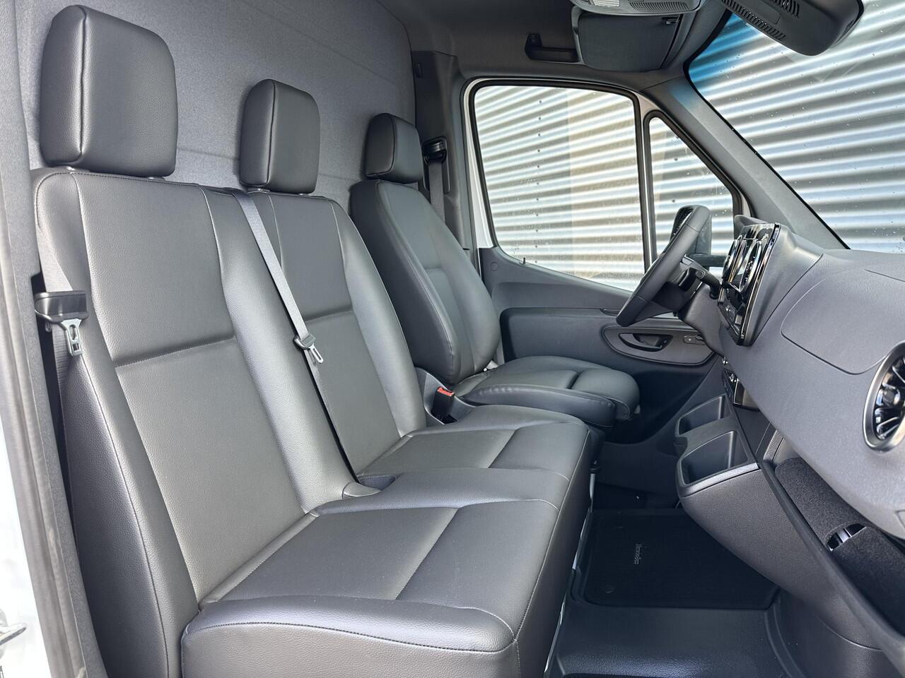 Mercedes-Benz eSprinter 81kWh Geisoleerde Bakwagen 4250kg GVW 212km Actieradius