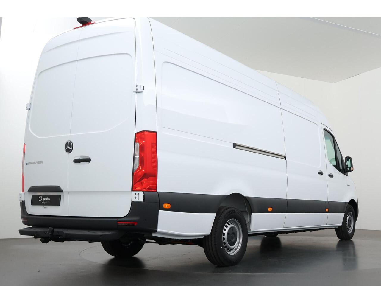 Mercedes-Benz eSprinter 414 L3 H2 PRO 113 kWh | Actieradius tot 445 km | 4 ton GVW 4250 kg | 100% Elektrisch | Achteruitrijcamera | Trekhaak | Stoelverwarming | Cruise Controle |