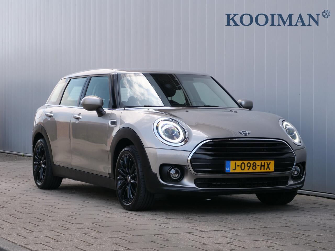Mini CLUBMAN Mini 1.5 102pk One Business Edition Navigatie / Parkeersensoren / 17 inch