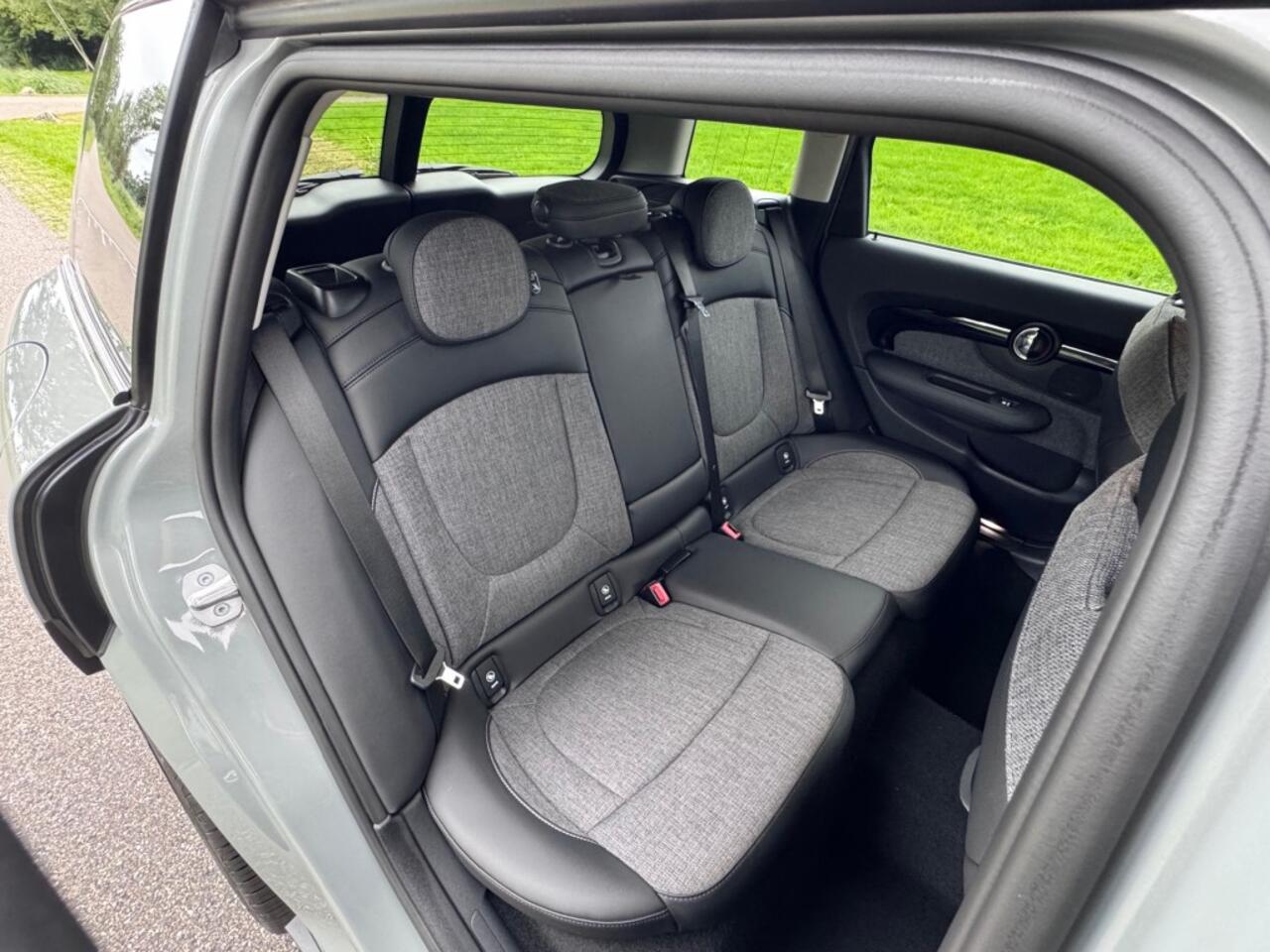 Mini CLUBMAN COOPER / LED / 18 INCH / 2022 / BTW