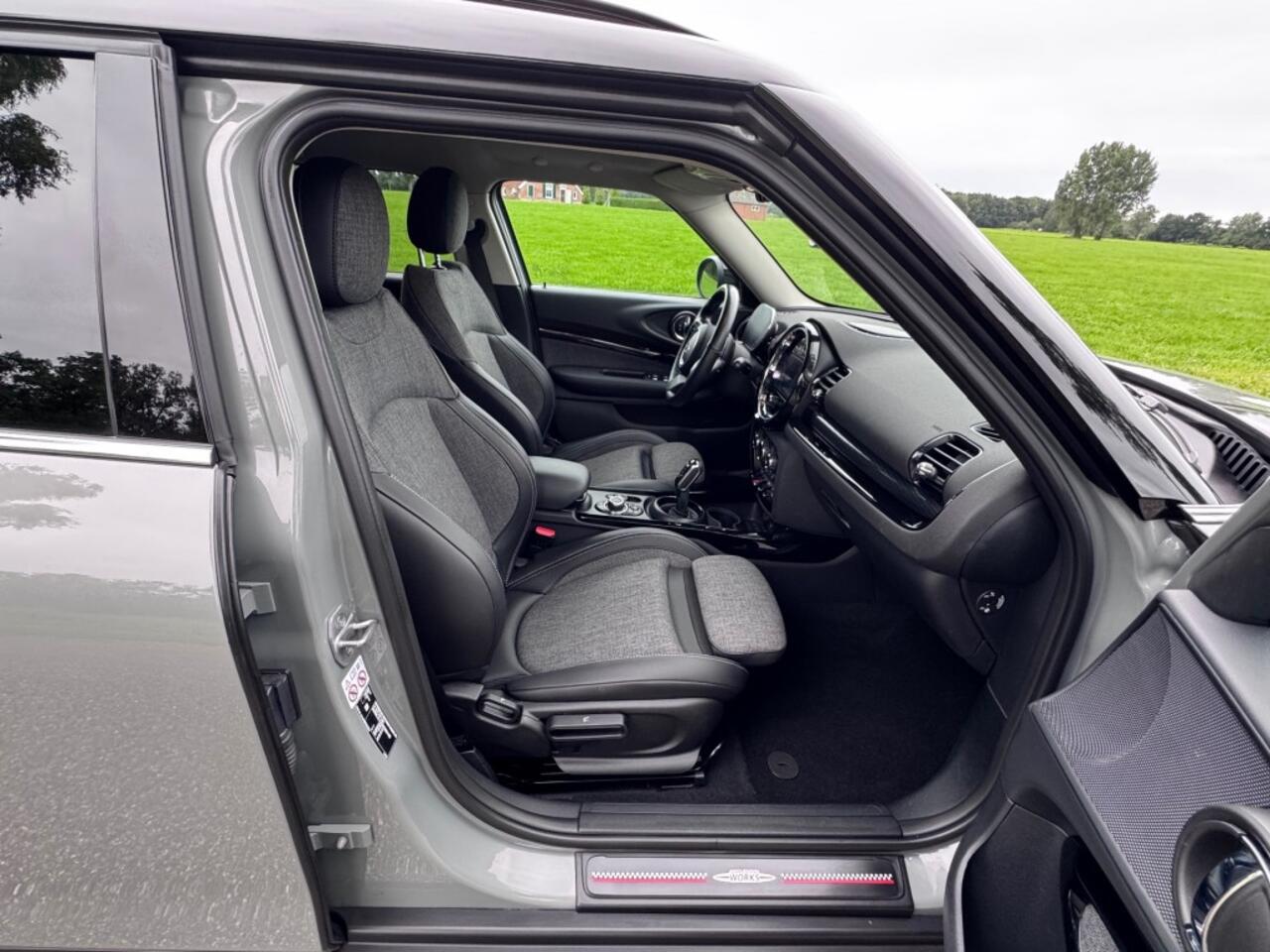 Mini CLUBMAN COOPER / LED / 18 INCH / 2022 / BTW