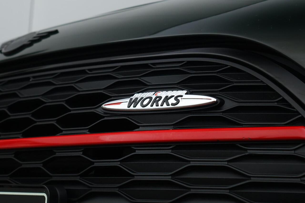 Mini CLUBMAN 2.0 JCW ALL4 Thunder Pack / Pano / HUD / H&K / Camera