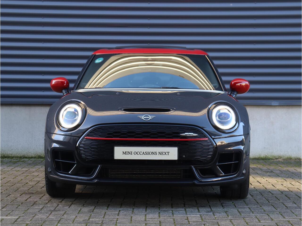 Mini CLUBMAN JCW ALL4 | Chili + Panodak + Adaptive Cruise Control + Harman Kardon + Apple Carplay + Comfort Acces + Adaptief Onderstel + 18'' LMV