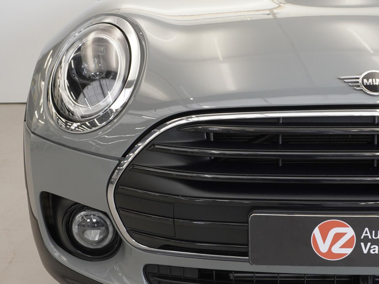 Mini CLUBMAN Mini 1.5 One Business Edition | Automaat | LED | Nav | App connect | NL auto! | Mini garantie tot 10-2026