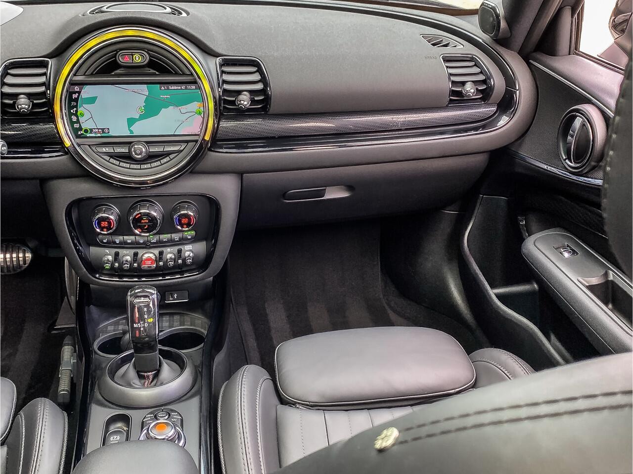 Mini CLUBMAN 2.0 JCW ALL4 306PK Automaat | PANO | HARMAN/KARDON | LEDER | CAMERA | STOELVERWARMING | HEAD-UP |