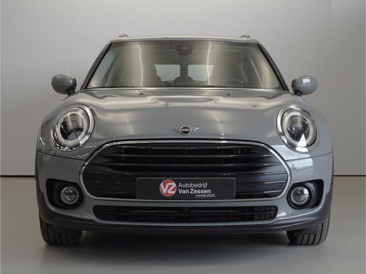 Mini CLUBMAN Mini 1.5 One Business Edition | Automaat | LED | Nav | App connect | NL auto! | Mini garantie tot 10-2026