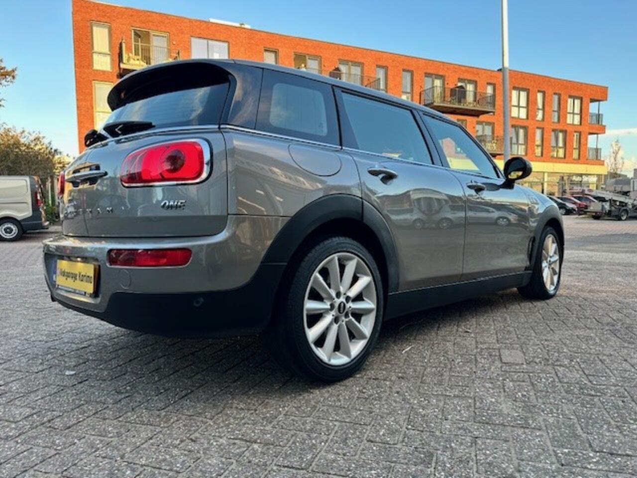 Mini CLUBMAN Mini 1.5 One Chili