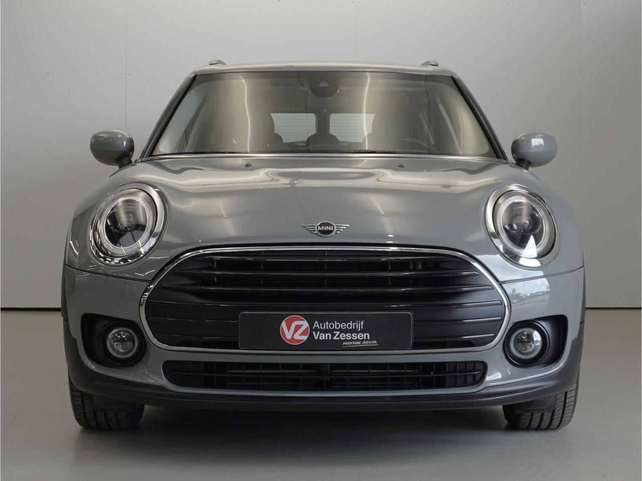 Mini CLUBMAN Mini 1.5 One Business Edition | Automaat | LED | Nav | App connect | NL auto! | Mini garantie tot 10-2026