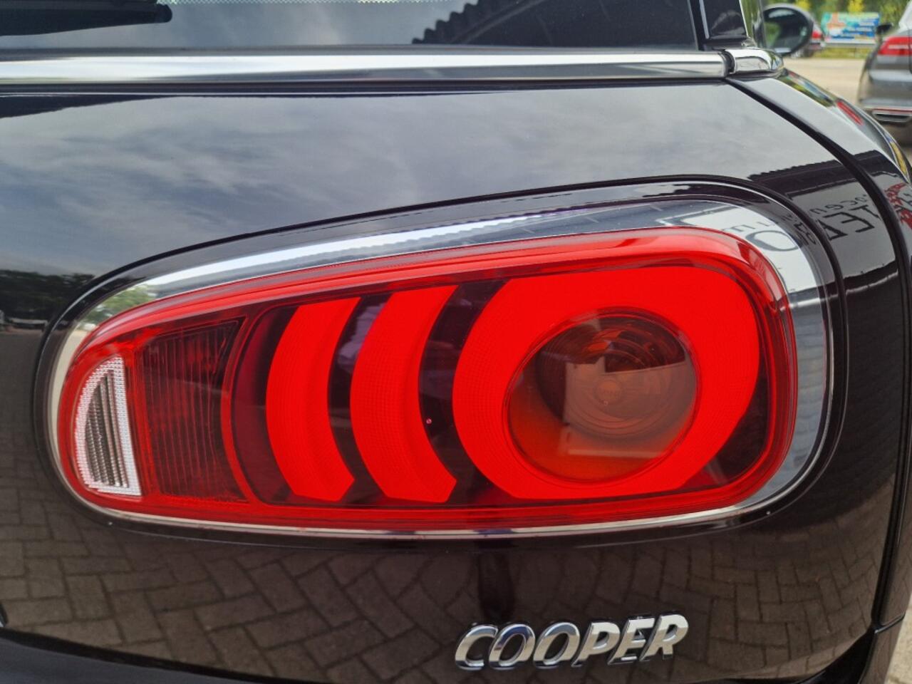 Mini CLUBMAN 1.5 Cooper Chili Business Navi Leder Climate+Cruise Black 17LM Top