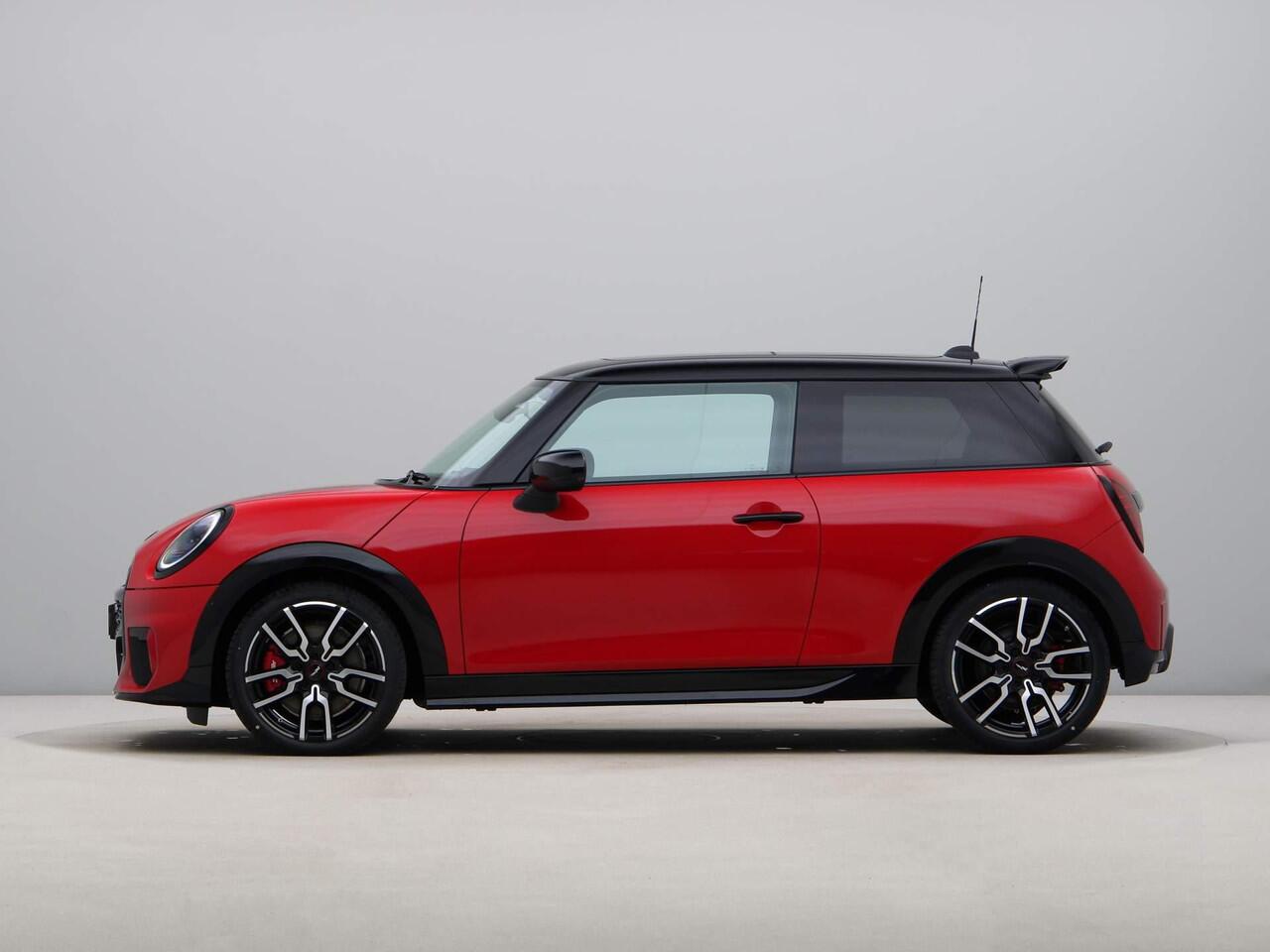 Mini COOPER John Cooper Works Pakket XL | Driving Assistent Professional | Stoelverwarming | Comfort Access | Achteruitrijcamera | Massagefunctie |