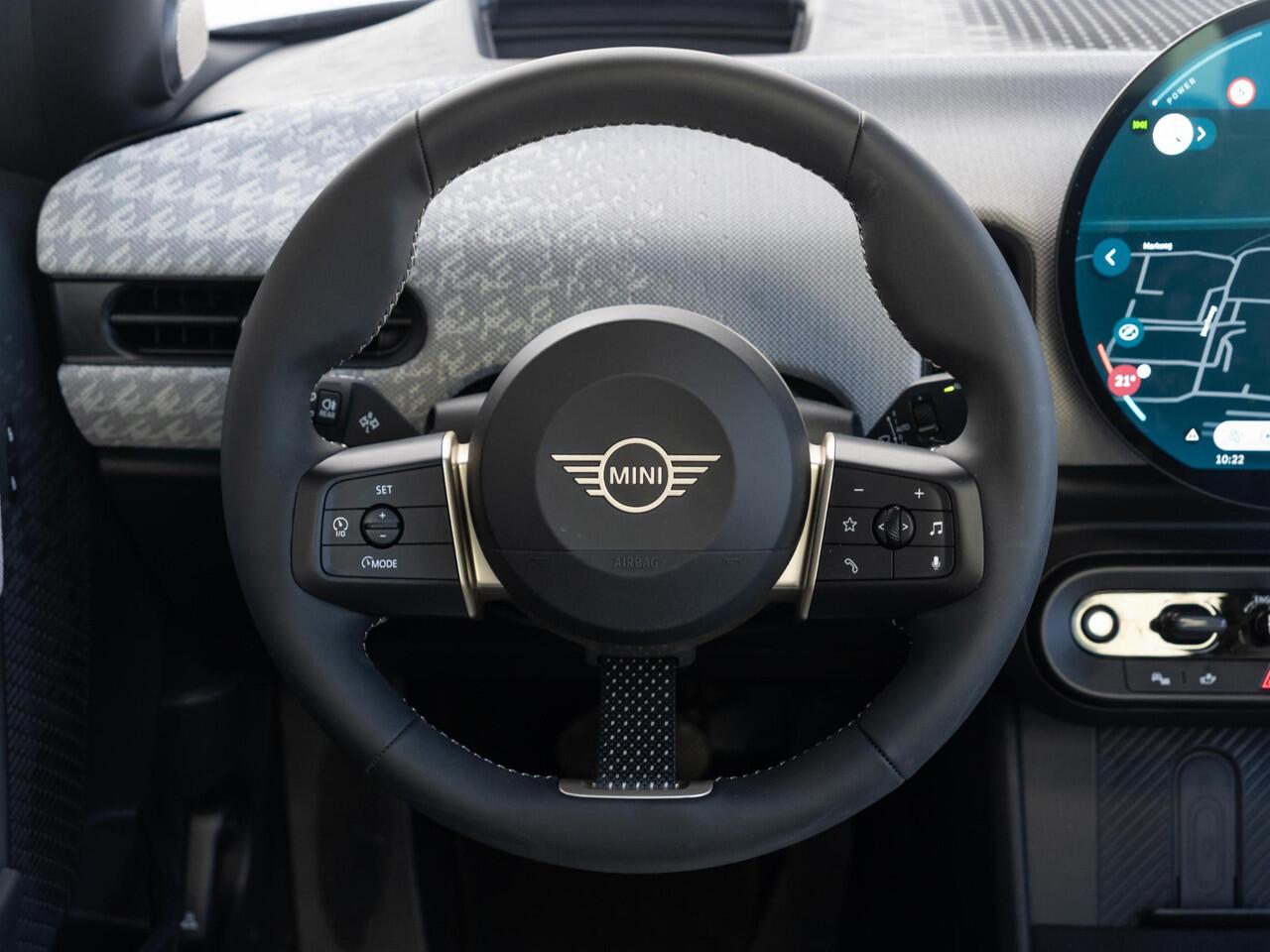 Mini COOPER 3-deurs C Favoured Trim + L Pakket