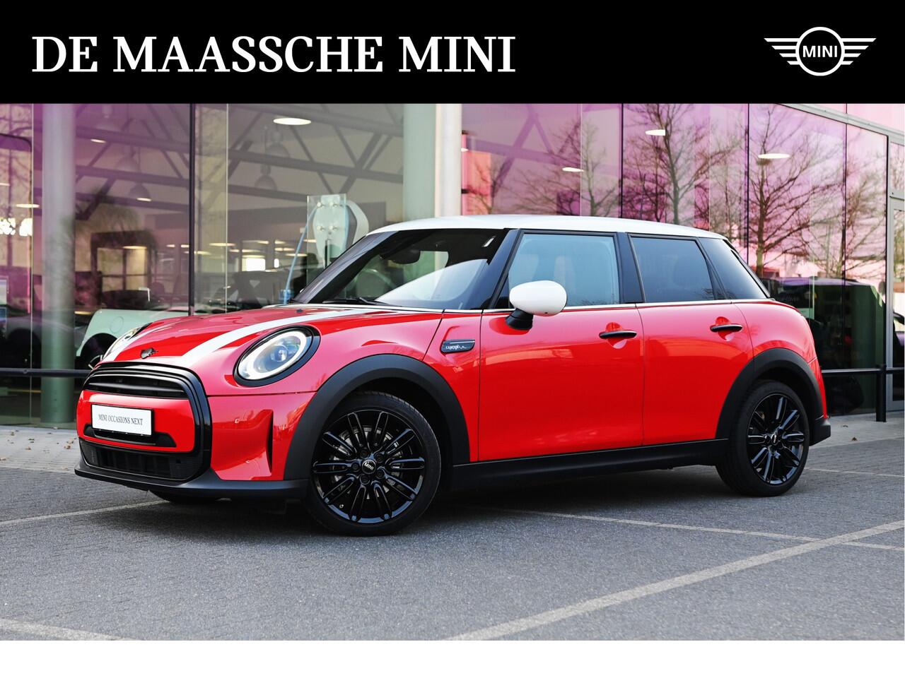 Mini COOPER Hatchback Camden Classic Automaat / Sportstoelen / LED / Cruise Control / Leder / Navigatie