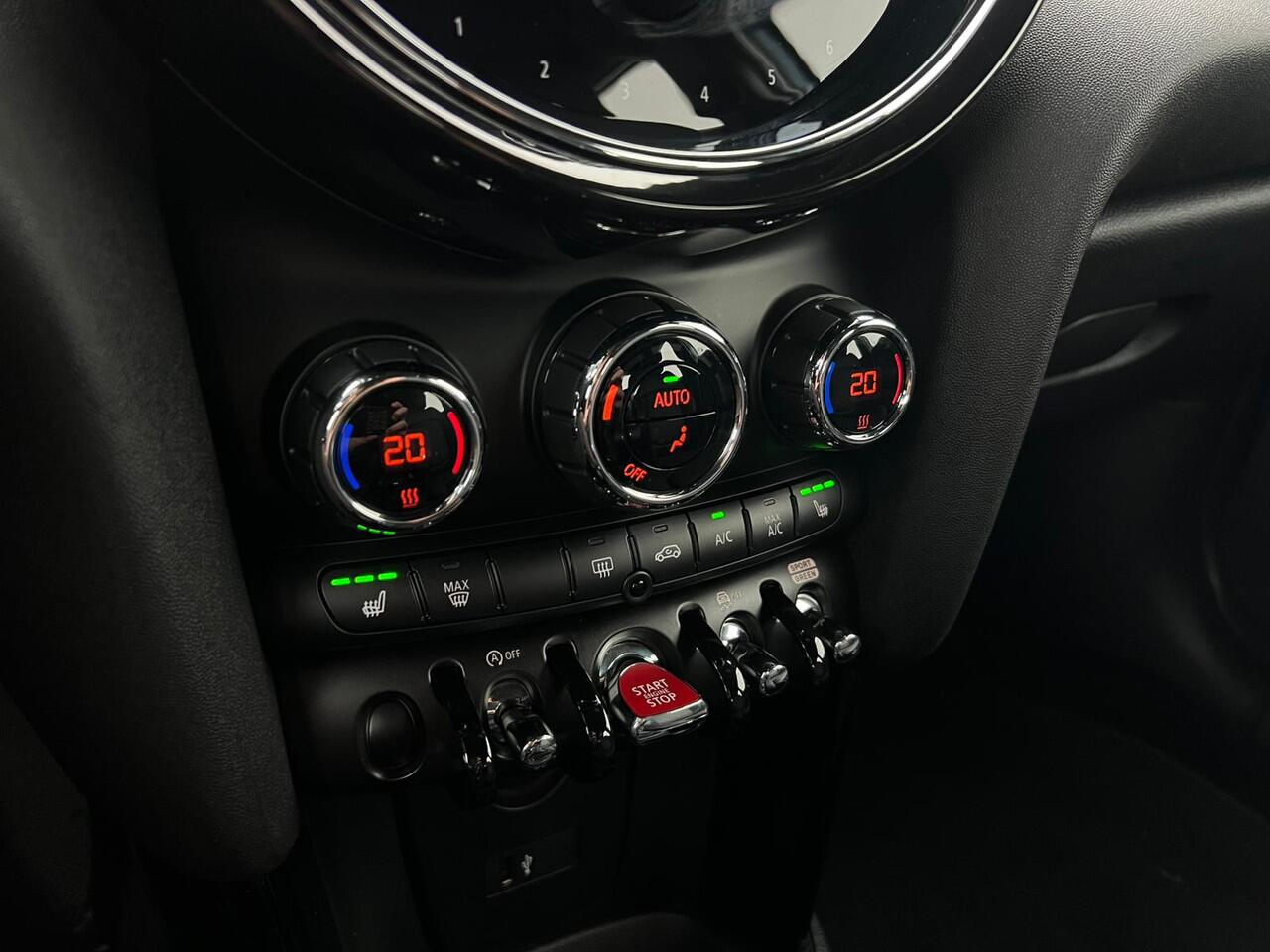 Mini COOPER Mini 1.5 Business Edition NL AUTO | LEDER | CAMERA | DEALER ONDERH | CARPLAY |