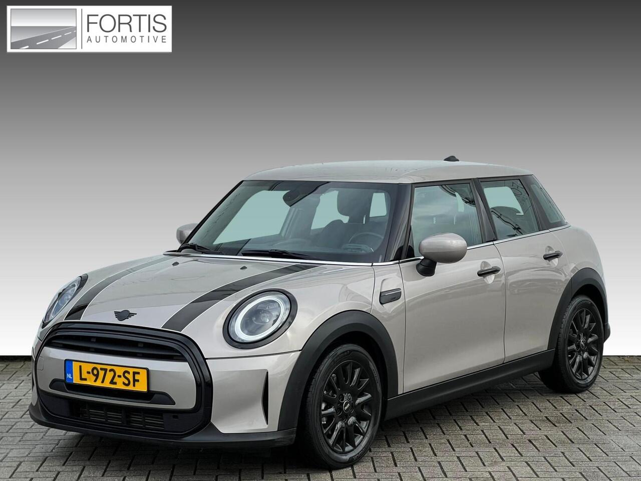 mini-cooper-1.5-business-edition-nl