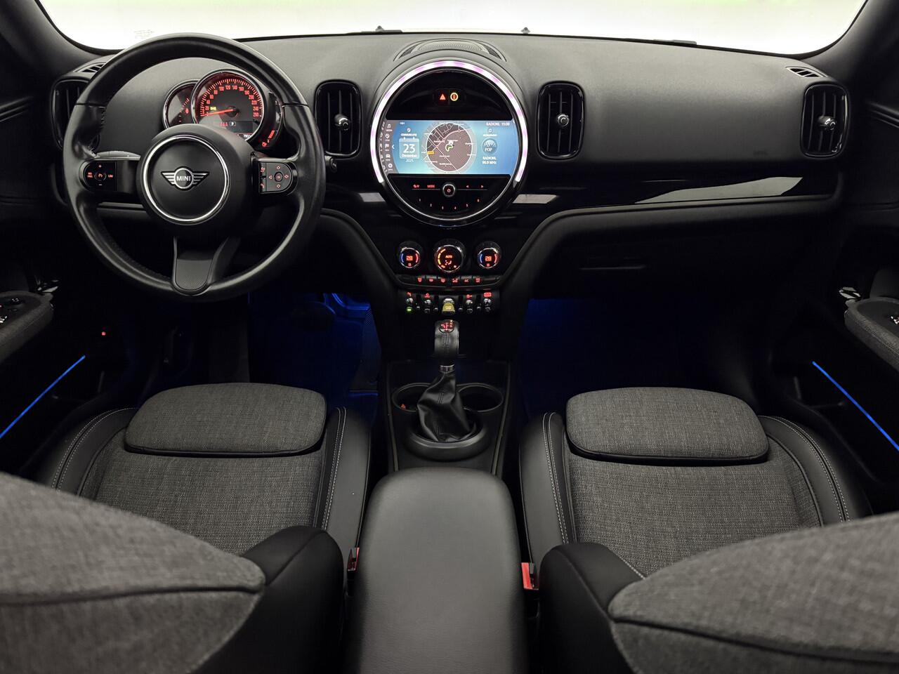 Mini COOPER 2.0 Cooper S E ALL4 Chili | Pano | Sfeer | Clima | Cruise | Carplay | Keyless | Parkeersens.