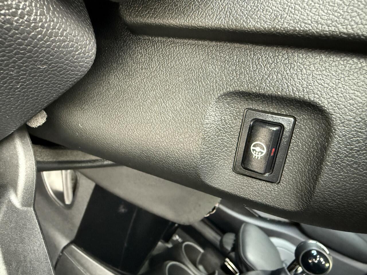 Mini COOPER Mini 1.5 One Yours Leder/Apple/Stuur+stoel warm