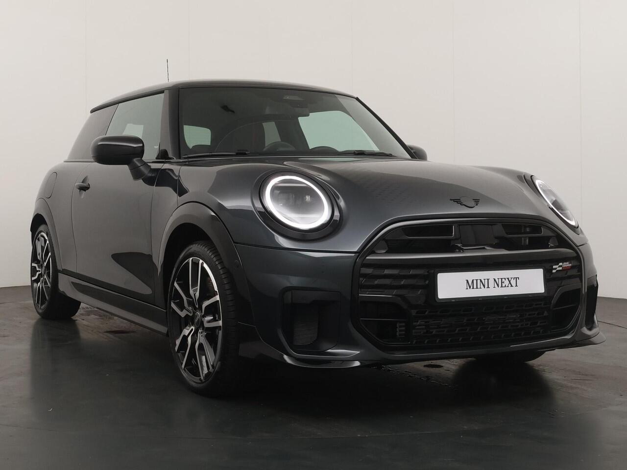 Mini COOPER 3-deurs C JCW-trim Pakket-M | Panoramadak | Stoel-stuurverwarming | Cruise | NAVI |