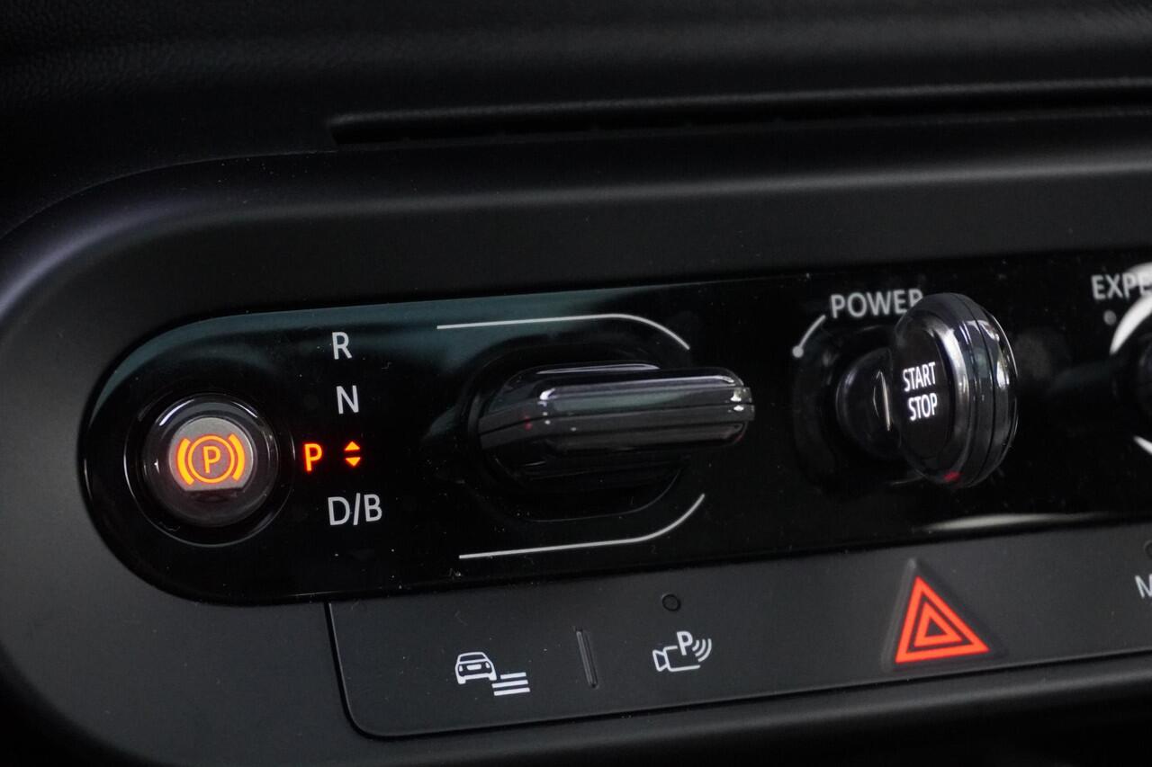 Mini COOPER 3-deurs E Favoured Trim | Pakket L | Glazen panoramadak | Driving Assistant | Parking Assistant Plus | HIFI System Harman Kardon