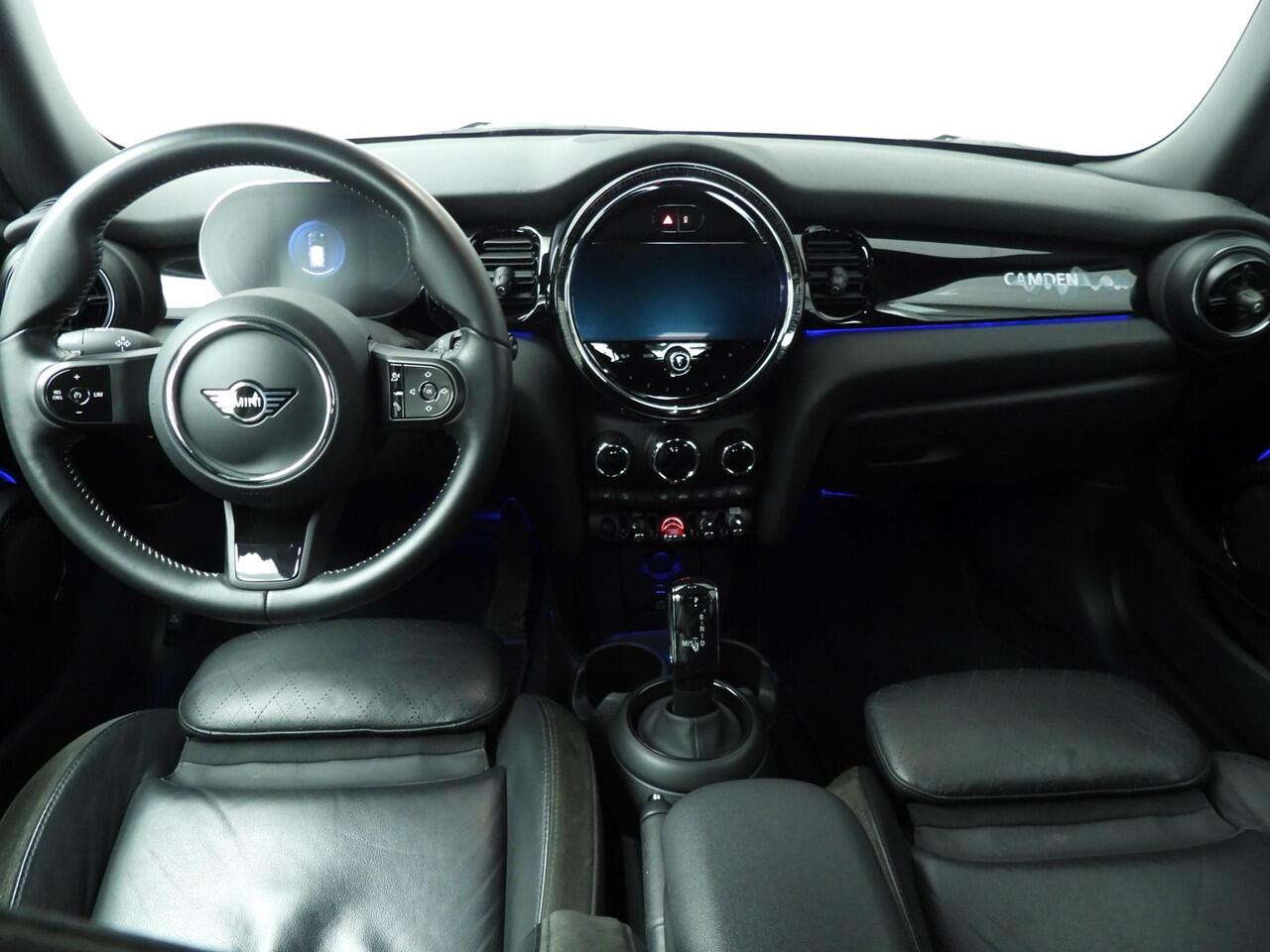 Mini COOPER 3-deurs Camden Go Edition / Automaat / Leder / Sportstoelen / LED / Stoelverwarming / Climate / Alu wielen 17 inch black