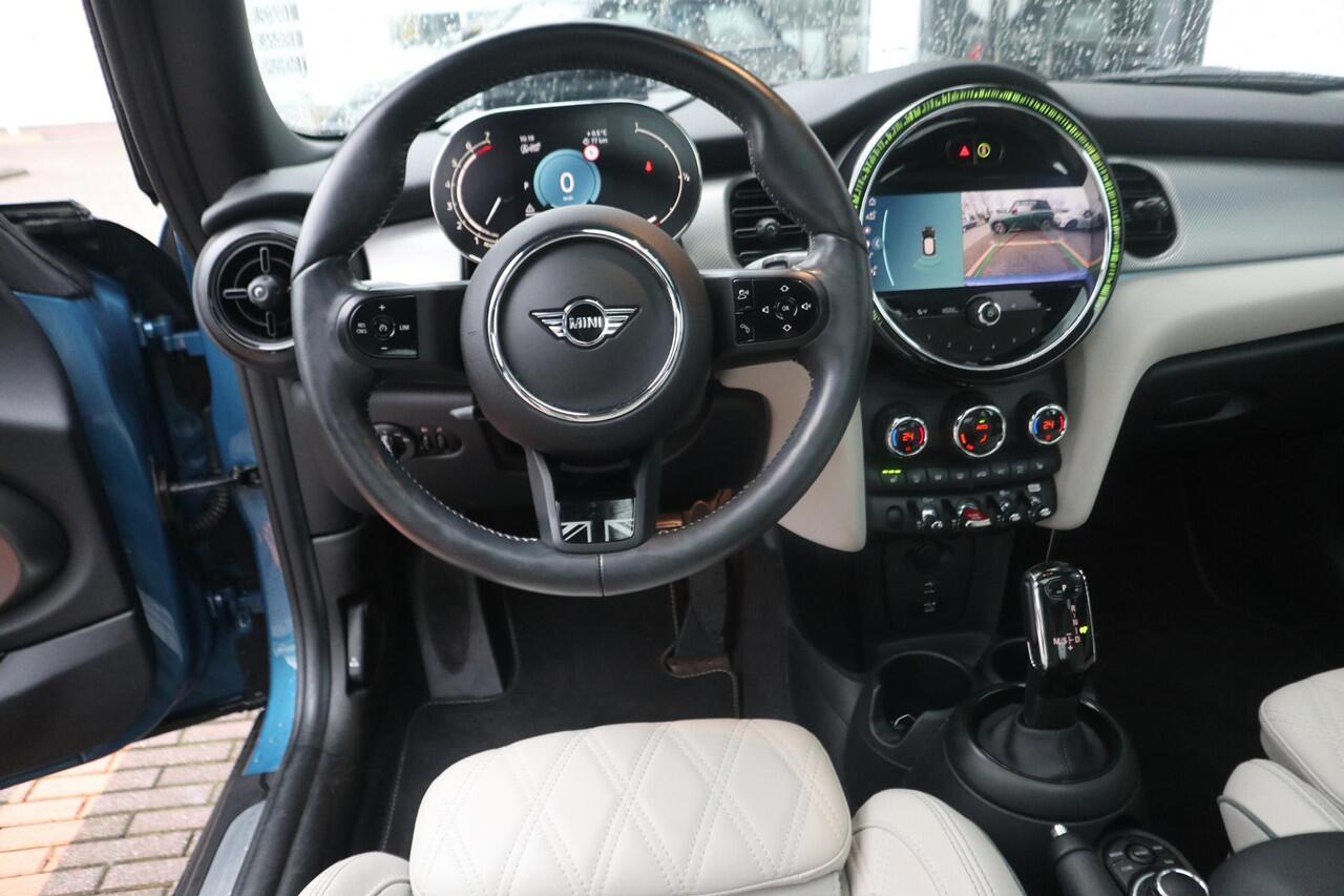 Mini COOPER 3-Deurs | Leder | Achteruitrijcamera | Panoramadak | Comfort Acces