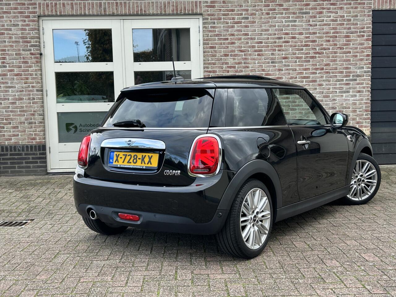 Mini COOPER Mini 1.5 136pk AUT. Chili Panorama Navi