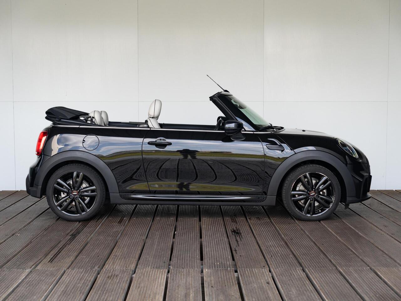 Mini COOPER Cabrio Aut. JCW pakket + Chester leder + Comfort Plus