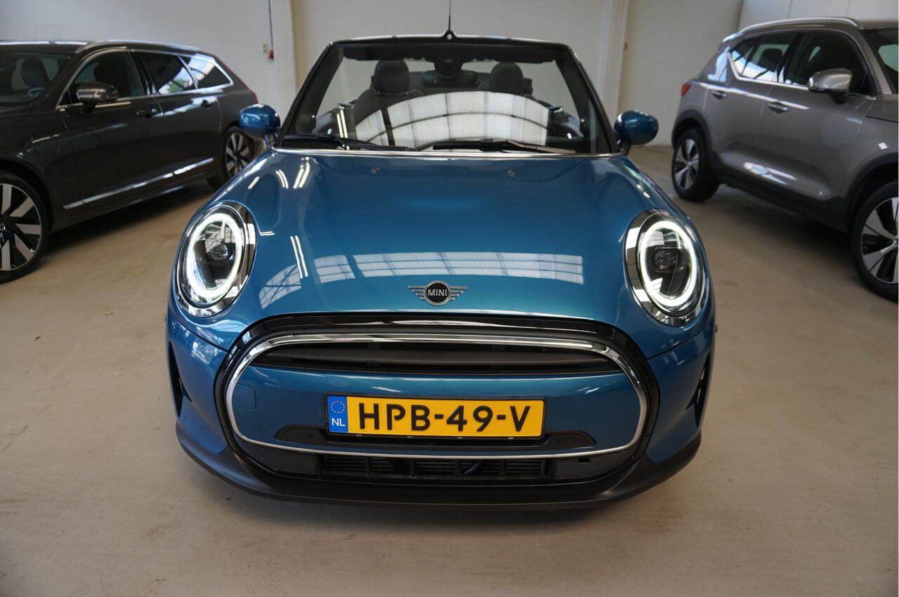 Mini COOPER Cabrio 1.5 Resolute Edition. Navi Leder Camera DAB. Incl. afleverbeurt en 12 mnd Bovag garantie