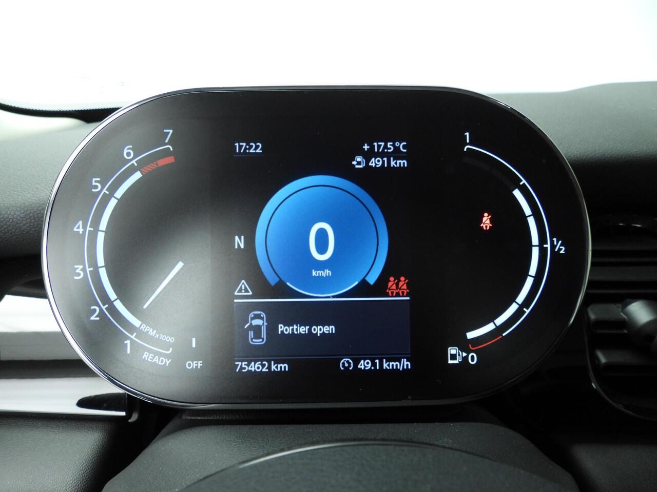 Mini COOPER 3-deurs Leder / Sportstoelen / LED / DAB / Alu wielen black