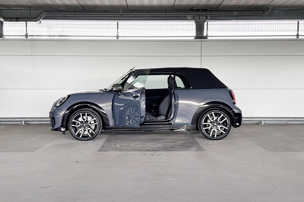 Mini COOPER Cabrio 2.0 C John Cooper Works M | Selections | Pakket M