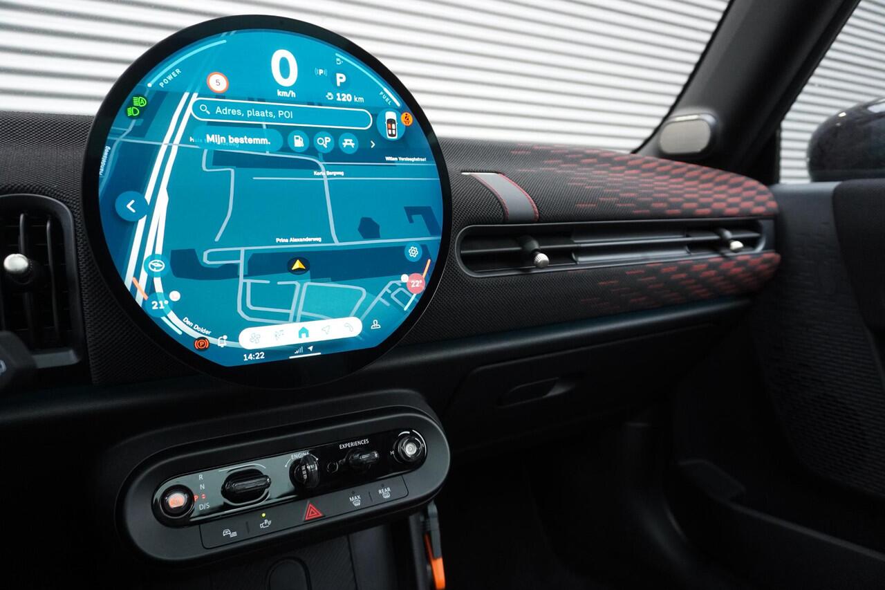 Mini COOPER 3-deurs C John Cooper Works Uitvoering | Pakket XL | Glazen panoramadak | Driving Assistant Plus | Parking Assistant Plus | HIFI System Harman Kardon