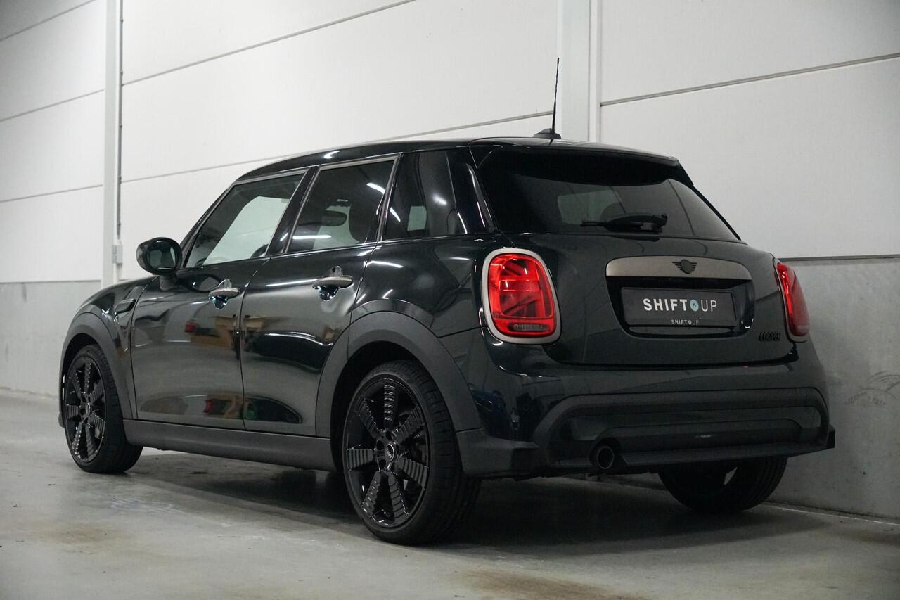 Mini COOPER Mini 1.5 Resolute Yours Leder | Carplay | Stoelverwarming | 18"