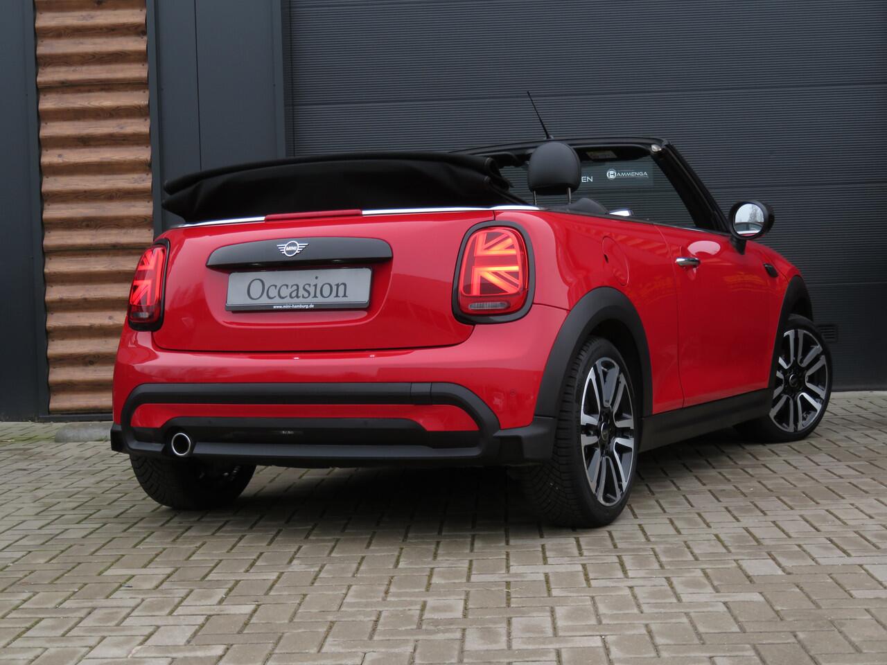 Mini COOPER Mini Cabrio 1.5 Automaat Classic Trim 1e Eigenaar Airco Cr-Control CarPlay